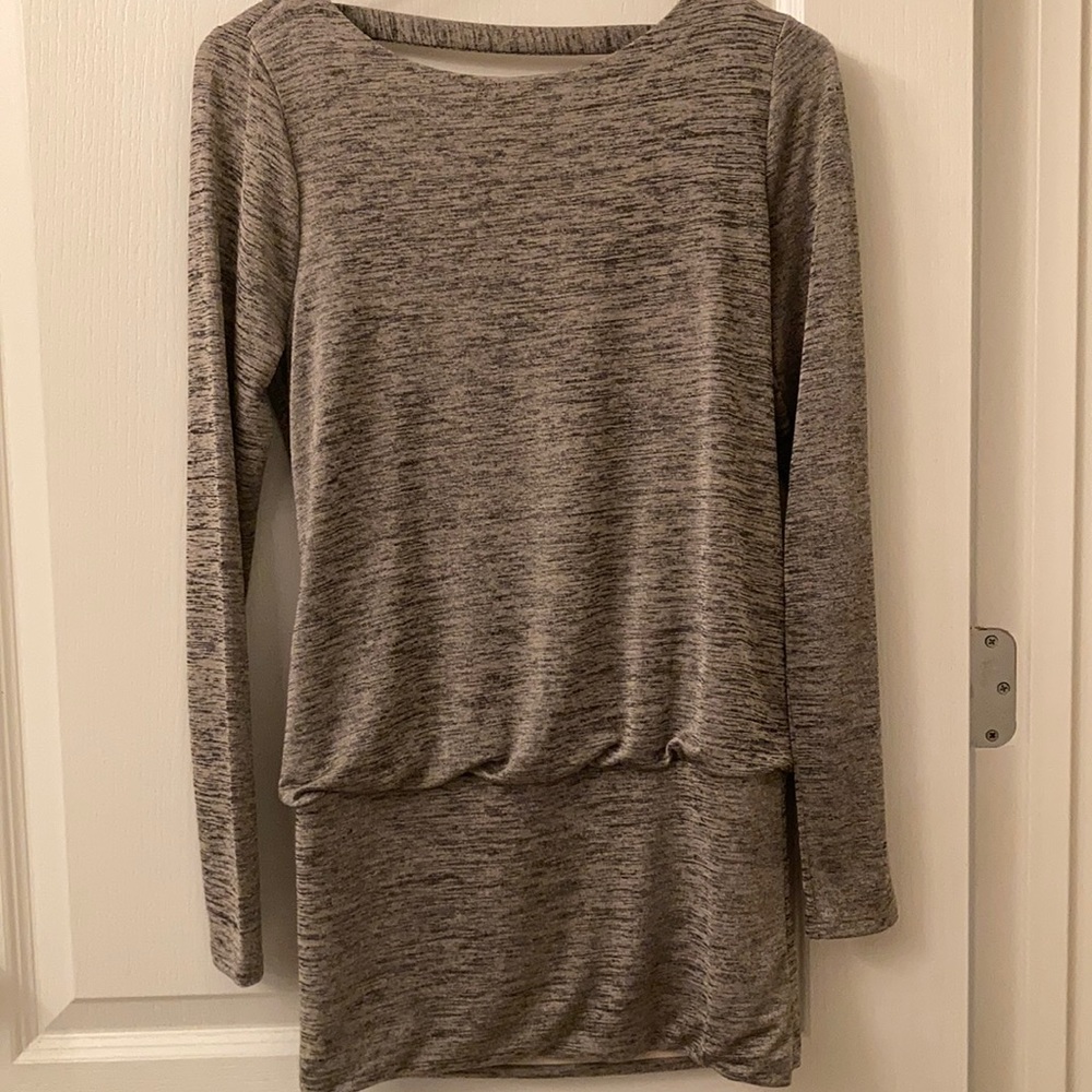 White house black market long sleeve shirt